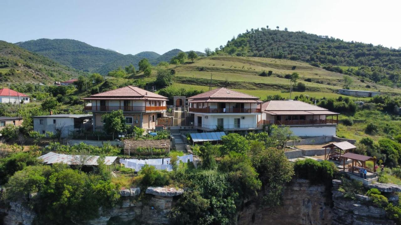 Guest House Bracaj Zhaban Zewnętrze zdjęcie