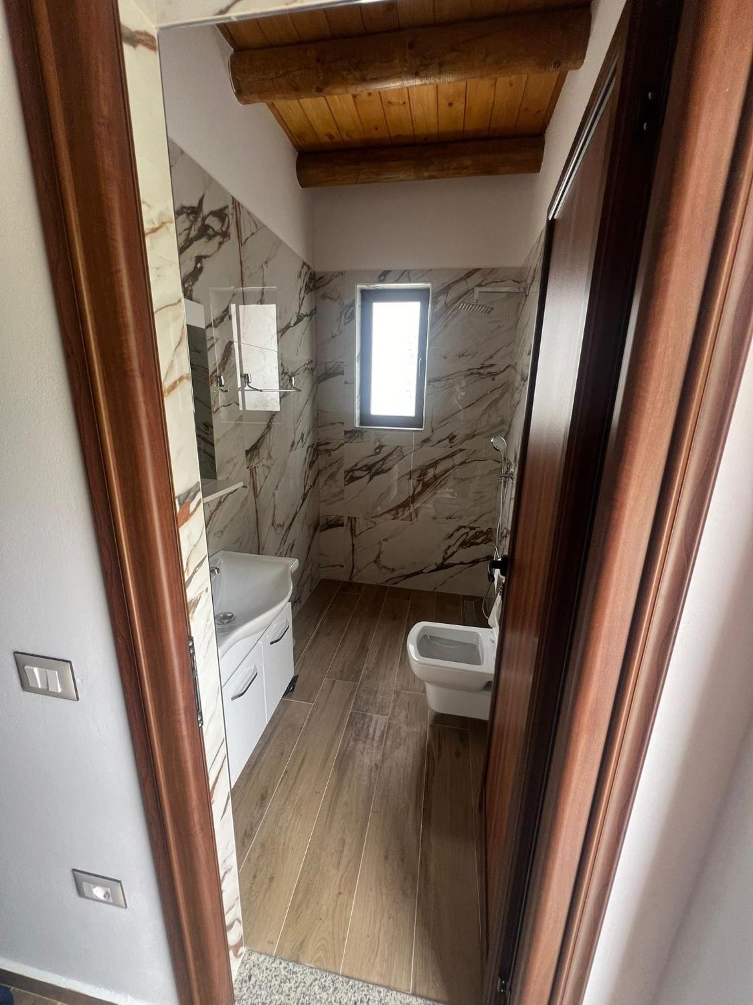 Guest House Bracaj Zhaban Zewnętrze zdjęcie